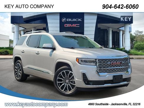 Used 2020 GMC Acadia Denali w/ Denali Ultimate Package AWD/4WD image 1