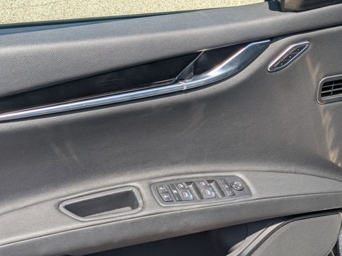 Certified 2022 Maserati Ghibli Modena image 23