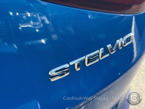 Used 2023 Alfa Romeo Stelvio Veloce AWD/4WD image 31