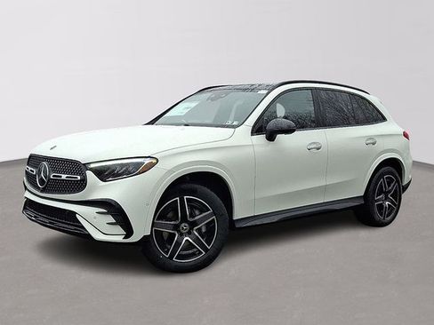 Used 2026 Mercedes-Benz GLC 300 4MATIC image 1