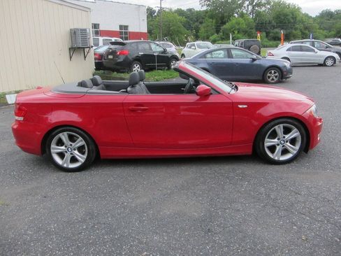 Used 2009 BMW 128i Convertible RWD image 17