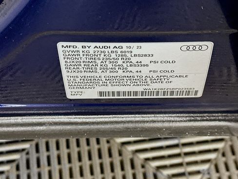 Used 2024 Audi Q4 e-tron Premium image 12