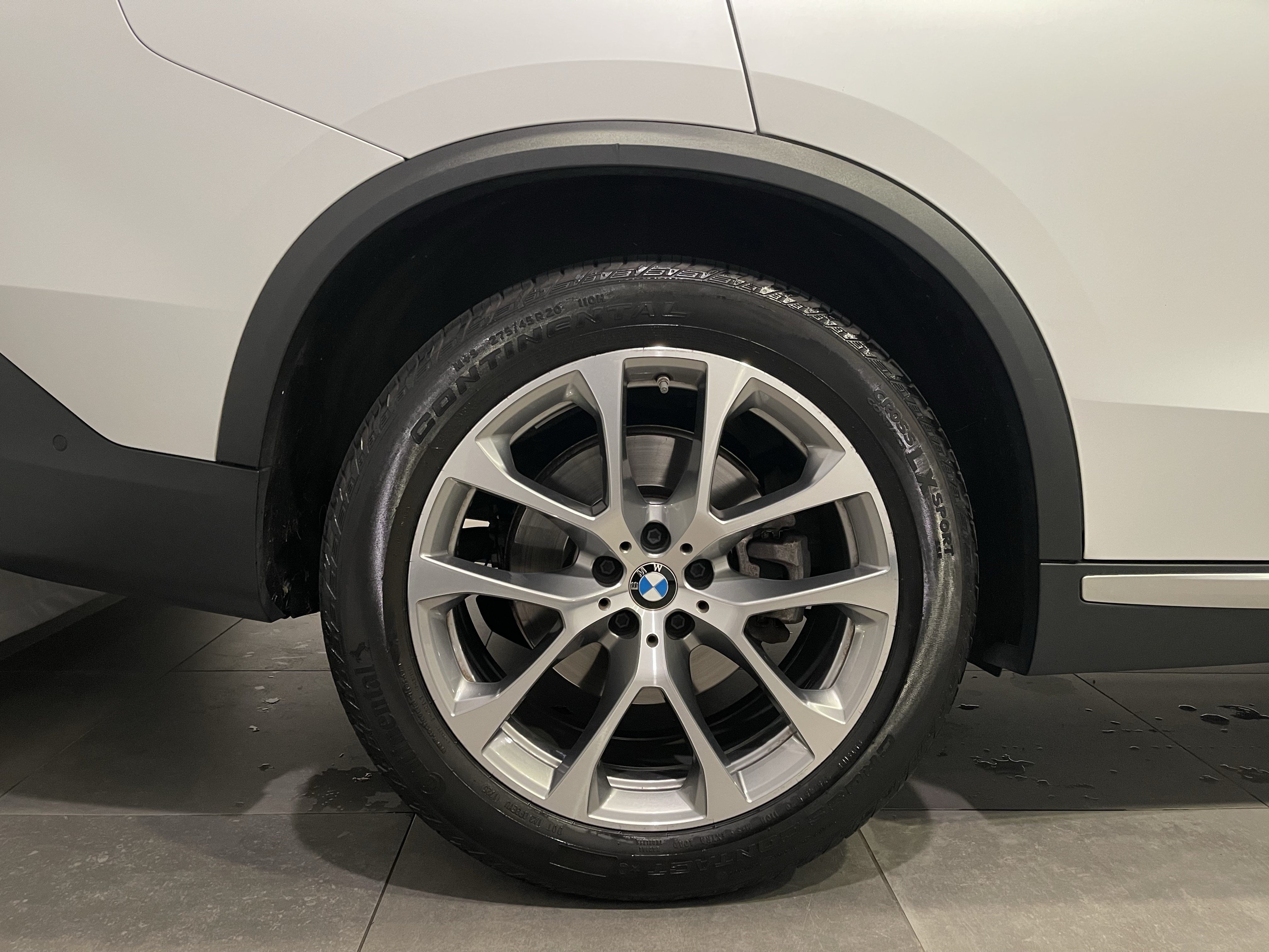 Certified 2024 BMW X5 xDrive40i w/ Parking Assistance Package AWD/4WD image 9
