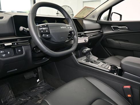 Used 2026 Kia Sportage EX w/ EX Panorama Roof Package image 13