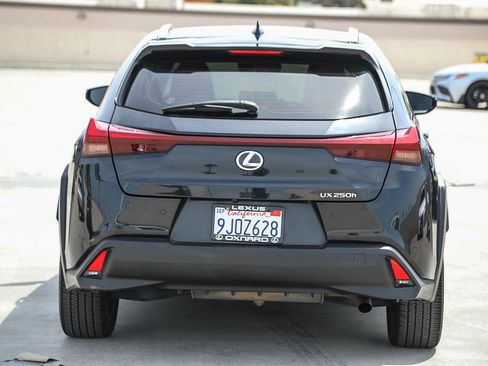 Used 2024 Lexus UX 250h FWD image 6