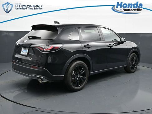 Certified 2026 Honda HR-V Sport image 8