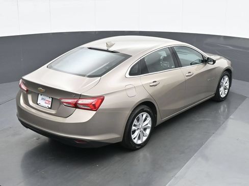 Used 2022 Chevrolet Malibu LT FWD image 21