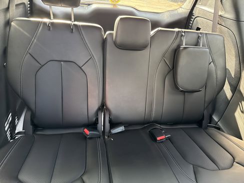 New 2026 Chrysler Voyager LX image 16