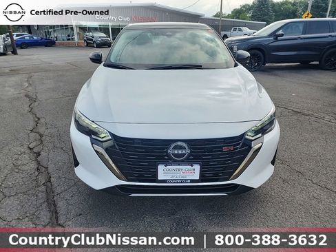 Certified 2024 Nissan Sentra SR w/ Lighting Package FWD image 3
