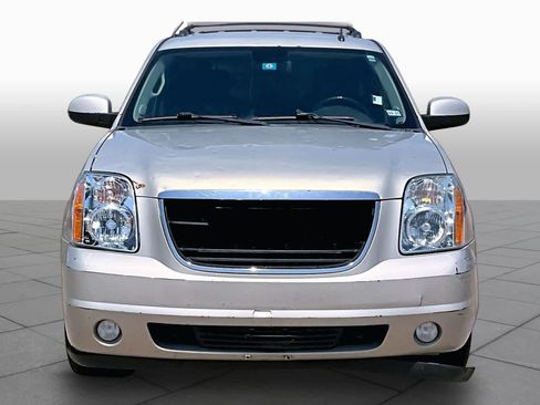 Used 2011 GMC Yukon SLT w/ SLT-2 Equipment Package RWD image 3