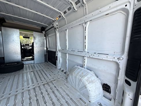 Used 2023 RAM ProMaster 3500 FWD image 9