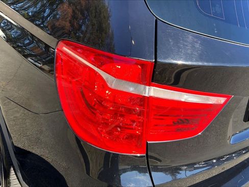 Used 2017 BMW X3 sDrive28i w/ Premium Package image 27