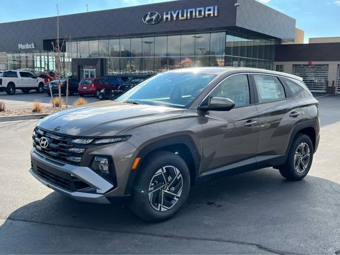 New 2026 Hyundai Tucson Blue SE AWD/4WD image 1