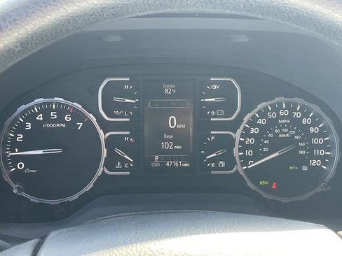 Used 2018 Toyota Tundra SR5 image 7