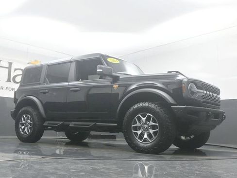 Used 2024 Ford Bronco Badlands AWD/4WD image 2