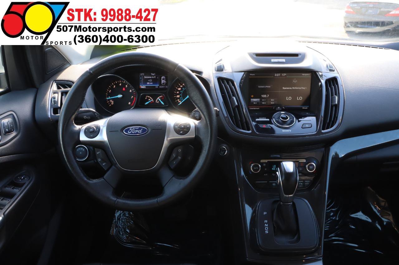 Used 2014 Ford Escape Titanium w/ Equipment Group 401A AWD/4WD image 19
