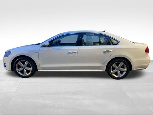Used 2015 Volkswagen Passat 1.8T Limited Edition image 13