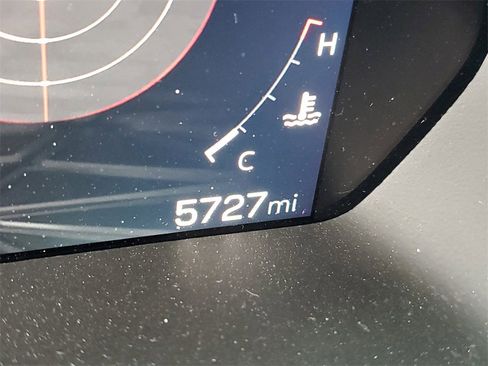 Used 2024 GMC Canyon AT4X w/ AT4X AEV Edition image 26