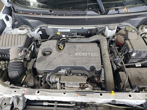 Used 2022 Chevrolet Equinox LS w/ LS Convenience Package AWD/4WD image 24