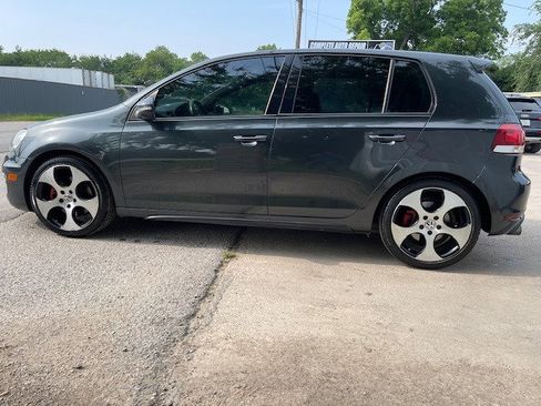 Used 2010 Volkswagen GTI 4-Door image 6