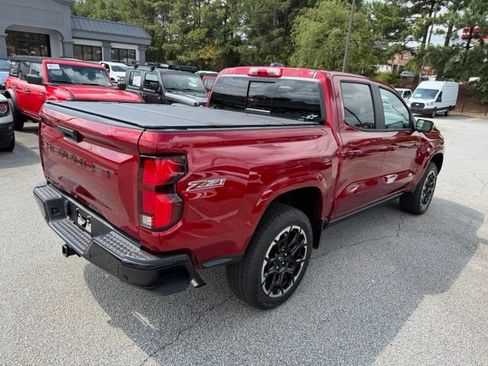 Used 2026 Chevrolet Colorado Z71 w/ Technology Package AWD/4WD image 4