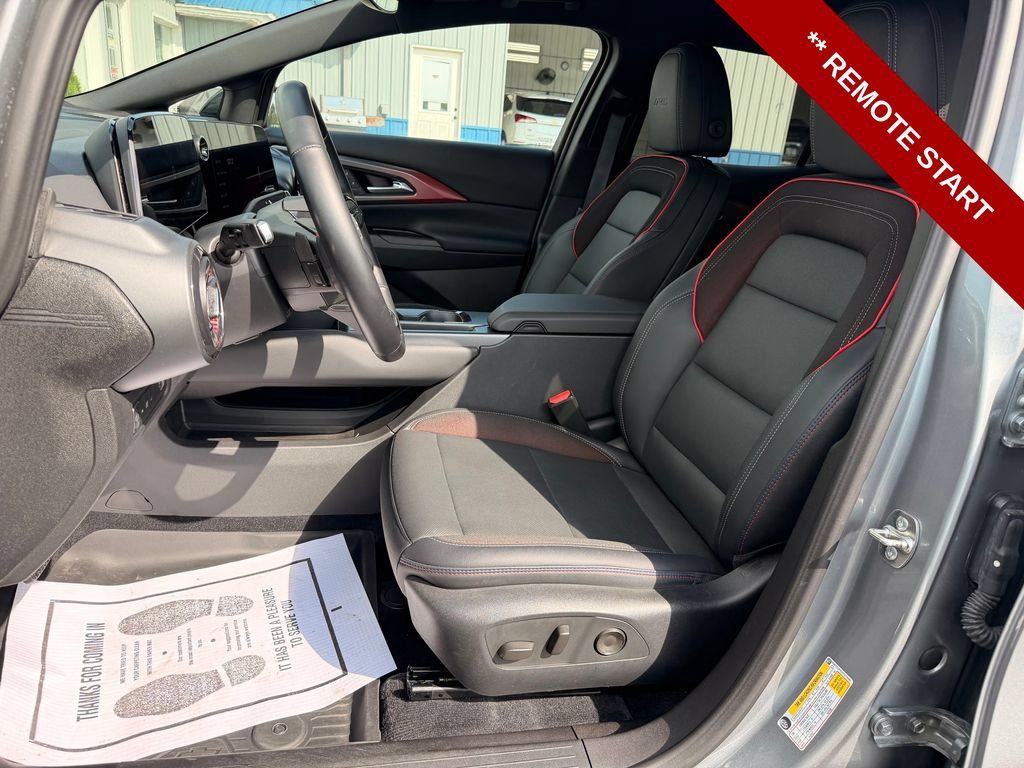 Used 2024 Chevrolet Equinox EV RS AWD/4WD image 12