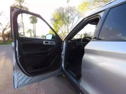 Used 2020 Ford Explorer Limited image 28