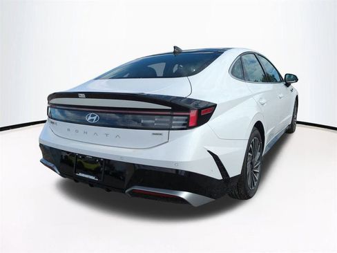 New 2025 Hyundai Sonata Limited image 5