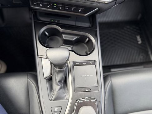 Used 2021 Lexus UX 250h w/ Luxury Package image 20