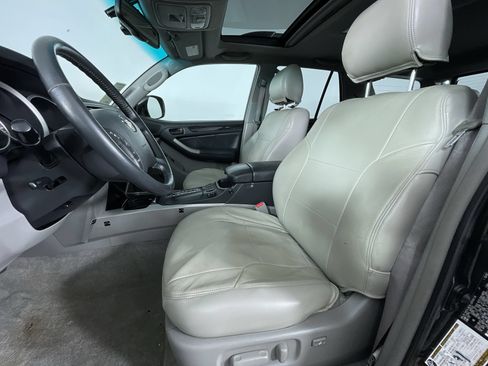Used 2008 Toyota 4Runner Limited AWD/4WD image 14