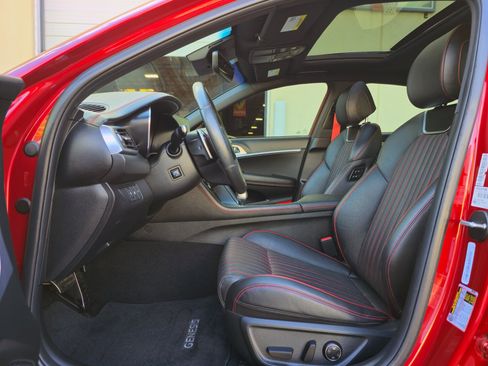 Used 2023 Genesis G70 2.0T w/ Sport Prestige Package RWD image 14