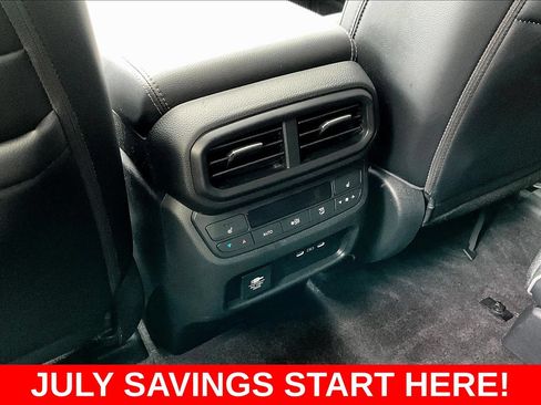 Used 2024 Honda Pilot Elite image 11