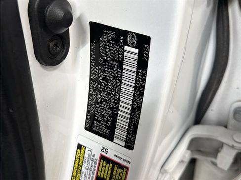 Used 2024 Toyota Camry SE image 27