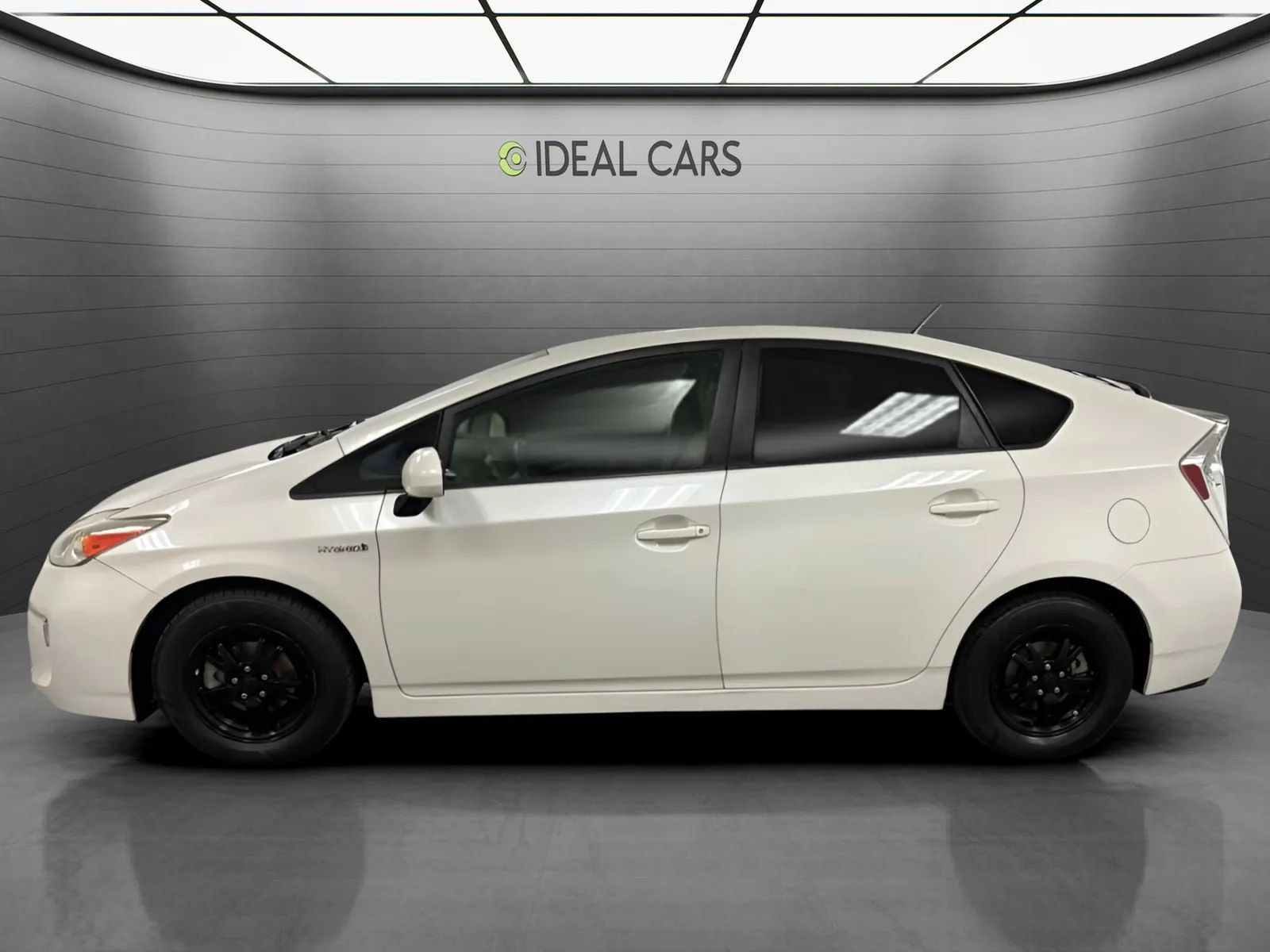 Used 2015 Toyota Prius Two FWD image 8