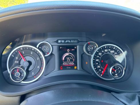 New 2026 RAM 2500 Big Horn AWD/4WD image 29