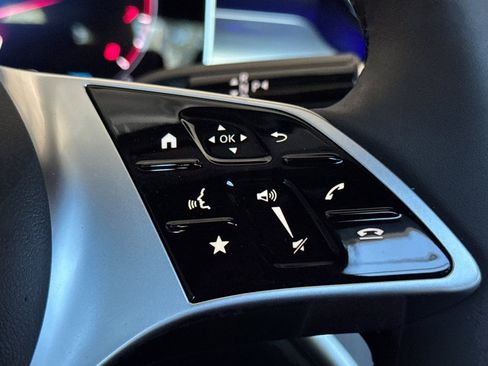 New 2025 Mercedes-Benz C 300 4MATIC Sedan image 28