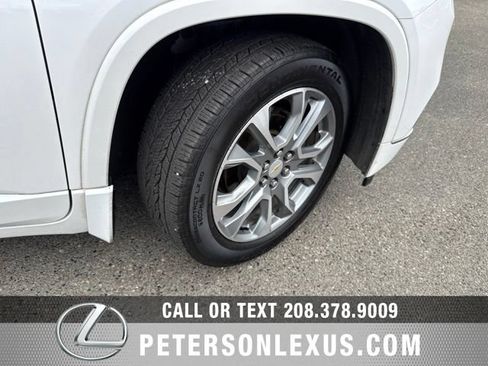 Used 2020 Chevrolet Traverse Premier AWD/4WD image 11