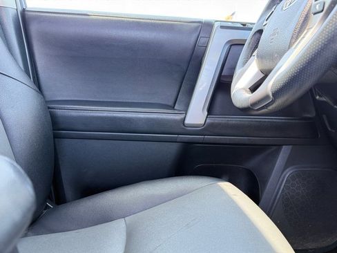 Used 2022 Toyota 4Runner SR5 Premium w/ Moonroof Package AWD/4WD image 28