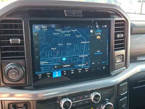 Used 2025 Ford F150 Lariat w/ Equipment Group 501A Mid AWD/4WD image 16