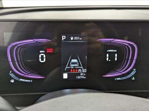 Used 2025 Kia Sportage X-Line image 22