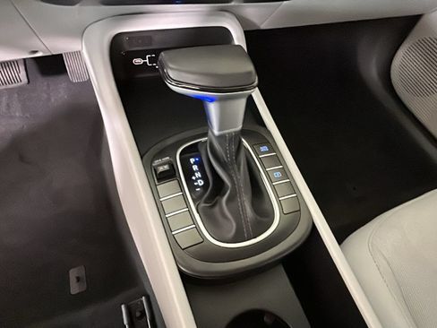 Used 2024 Hyundai Kona SEL FWD image 23