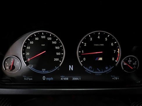 Used 2017 BMW M6 Coupe image 13