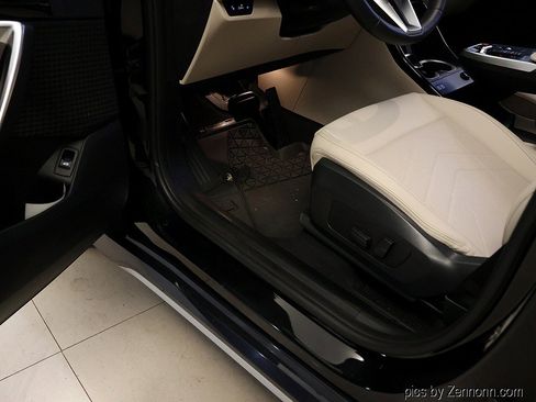 Certified 2025 BMW X1 xDrive28i w/ Technology Package AWD/4WD image 26