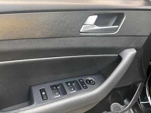 Used 2017 Hyundai Sonata Sport 2.0T FWD image 31