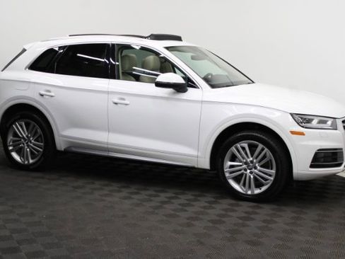 Used 2018 Audi Q5 2.0T Premium Plus w/ Premium Plus Package image 3