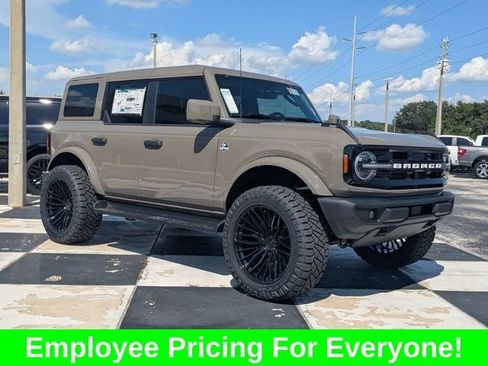 New 2026 Ford Bronco Outer Banks AWD/4WD image 3