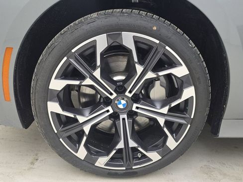 New 2026 BMW 330i xDrive Sedan w/ Convenience Package AWD/4WD image 11