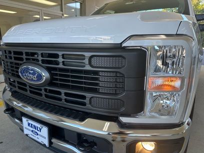 New 2026 Ford F250 XL w/ XL Chrome Package