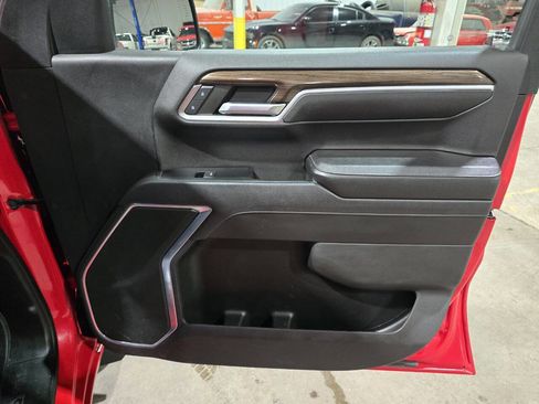 Used 2022 Chevrolet Silverado 1500 RST image 36