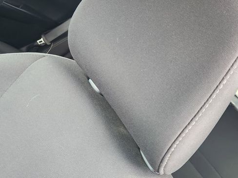 Used 2024 Nissan Rogue S image 22